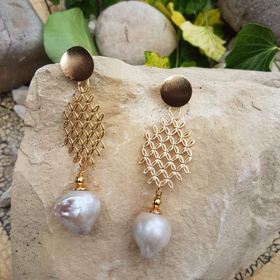 Pearl Earrings, Gold and Pearl Drop Earrings, Irregular Pearl Earrings,Natural Pearl, Gold plated, Wedding Jewellery
