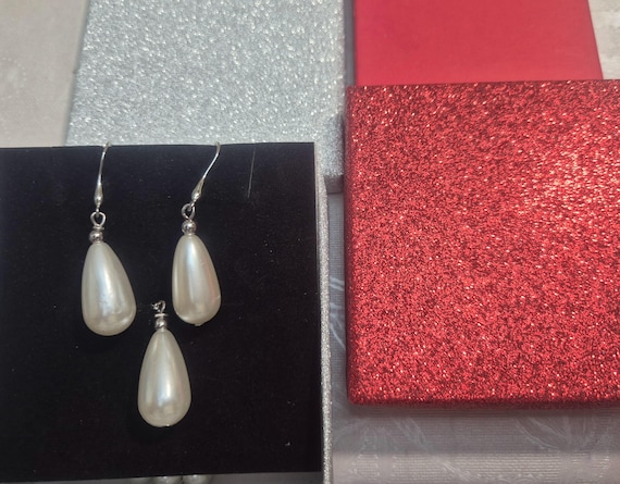 Teardrop Faux Pearl Pendant Necklace and Earrings, 24k Gold Plated Chain