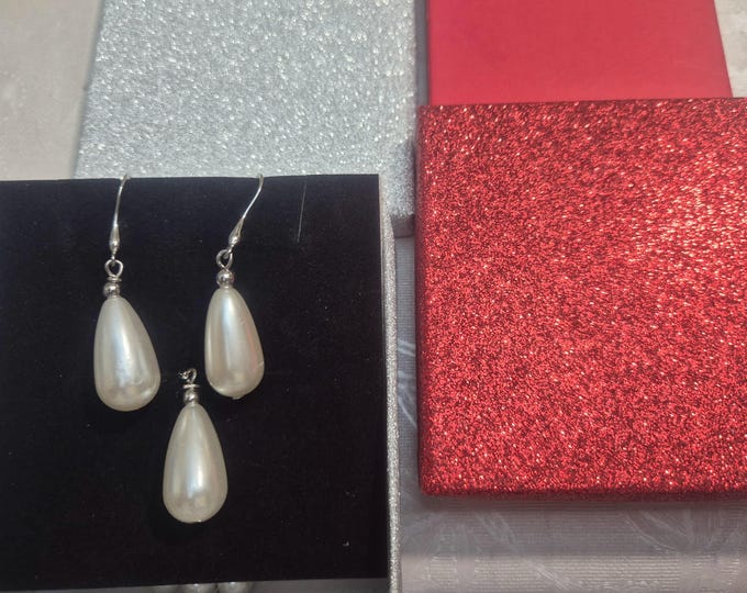 Teardrop Faux Pearl Pendant Necklace and Earrings, 24k Gold Plated Chain