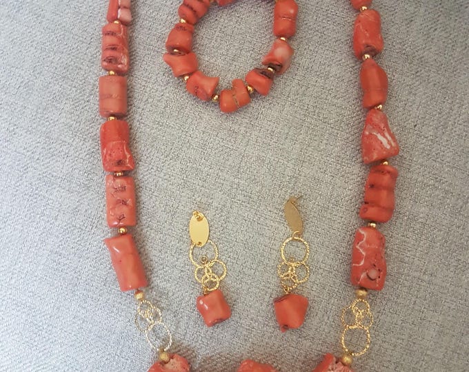 Coral Necklace set with bracelet & earrings. Nigerian coral designs. Unique Wedding traditional jewelry.