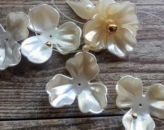Ivory Acrylic Flower Beads: 46mm Three Petal Charms (6 pc)