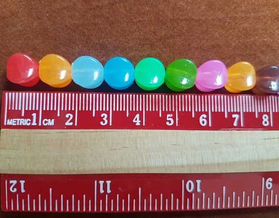10 mm mixed colour transparent cubes acrylic beads for fun children's projects, DIY craft projects, fun jewellery making for kids.