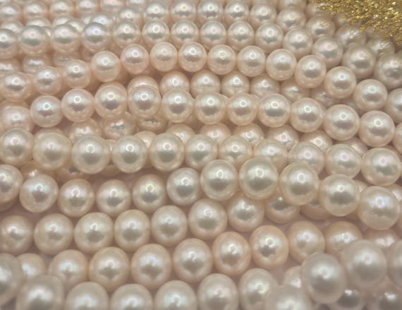 Ivory White Freshwater Pearl Strand, 10-11mm High Luster Beads