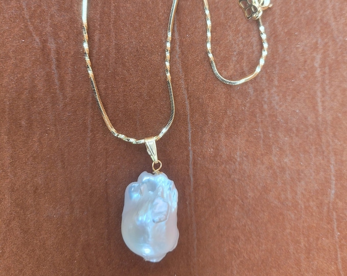 Large Baroque Pearl Pendant: 25x20mm Gold Plated Bail