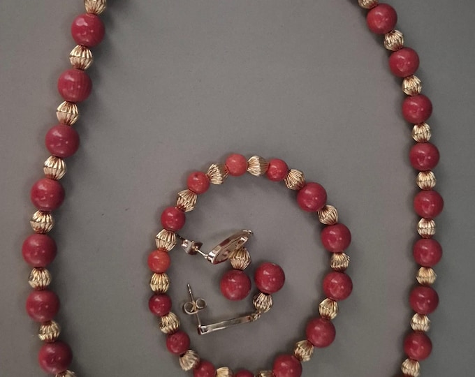 18" Real red Italian coral beaded necklace set Simple and dynamic. Beads are 7mm