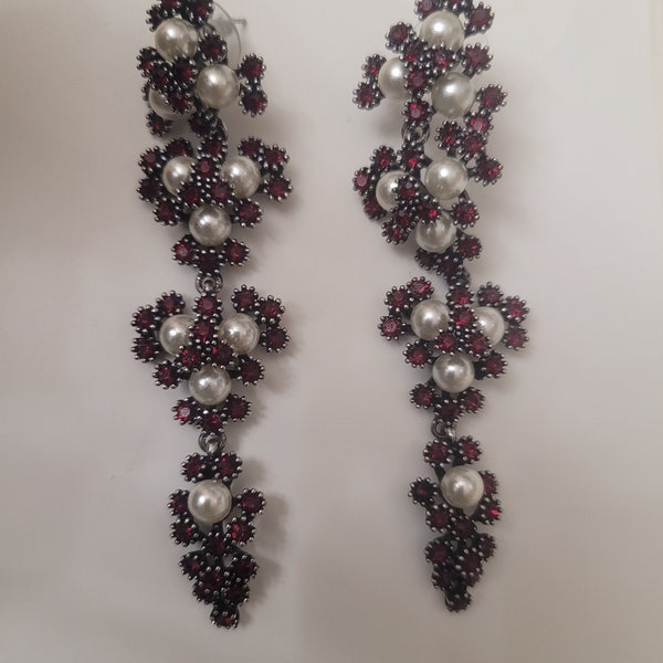 Pearl,  garnet red & silver antique earrings. 9cm Long absolutely gorgeous stylish earrings. Perfect for evening wear, weddings. REDUCED!!!