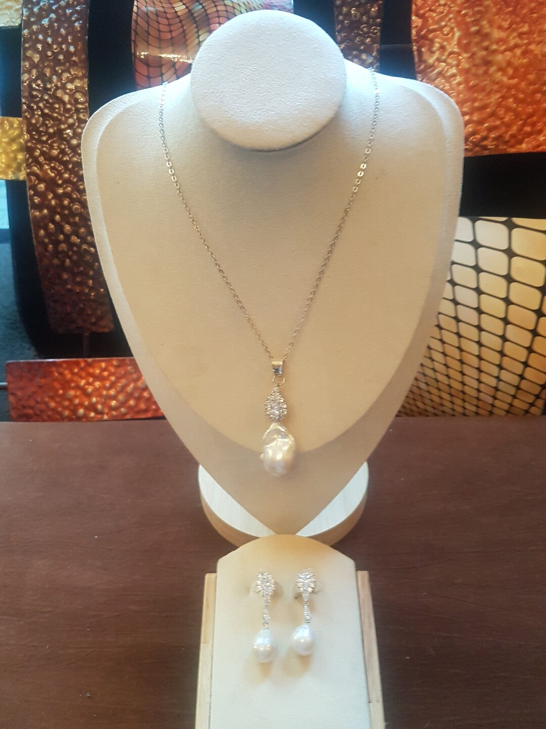 Large Baroque Freshwater Pearl 32mm X 20mm Pendant Set With