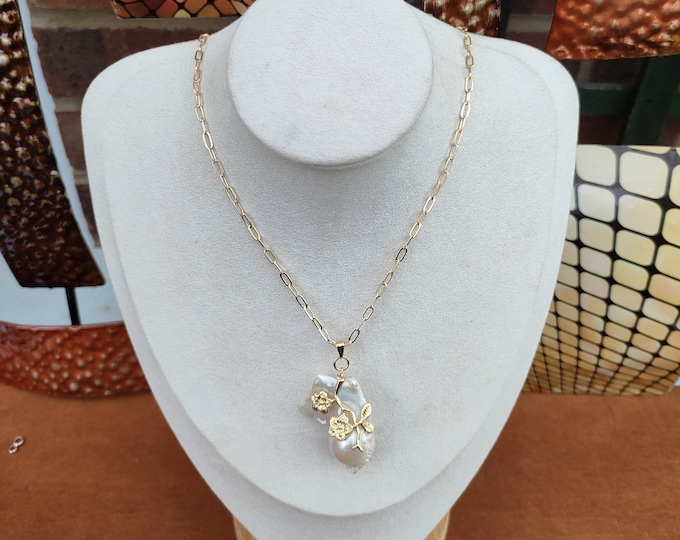 Large Baroque Pearl Pendant Necklace: Gold Plated Bail, 18 inch Chain