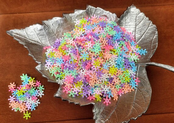 16 mm mixed colour acrylic paddlewheel beads for fun children's projects, DIY craft, fun jewellery making for kids, frame decorating.