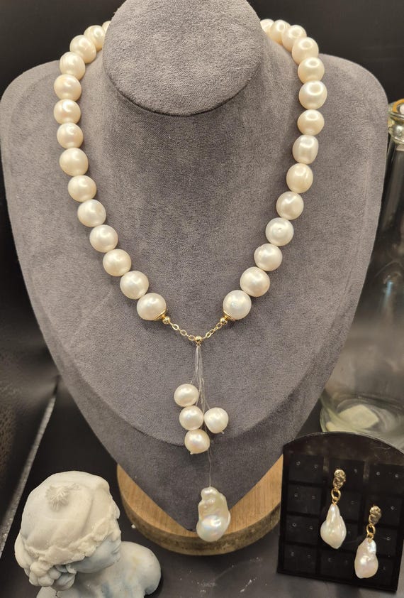Baroque Pearl Necklace: Elegant Front Illusion Pendant & Unique Design, Perfect Gift for Her, Timeless Jewelry Piece
