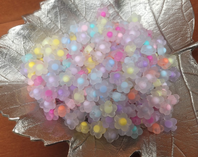 Pastel Flower Acrylic Beads: 18mm DIY Craft Supplies (20/50 Pack)
