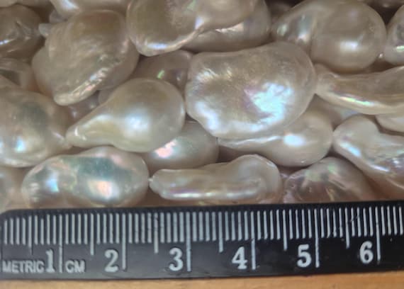 AAA+ Baroque Pearl Beads: High Luster For Jewelry Designers (20-25mm), make earrings, pendants and more high quality gifts for loved ones.