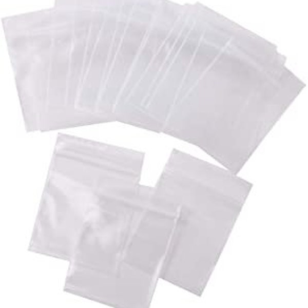 Grip Seal polythene Bags 40mm x 35mm (containable area) resealable, For bagging up your small supplies. Pack sizes 100, 200,500,1000 bags.