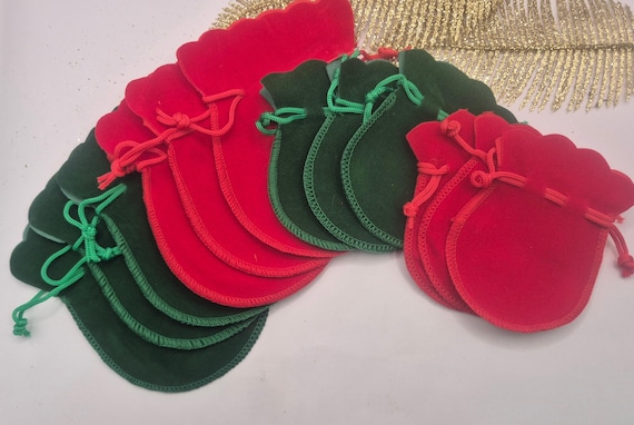 Christmas Velvet Jewelry Bags: Favor Pouches (Pack of 12 with 2 sizes)  Red and or green. Festive colours.