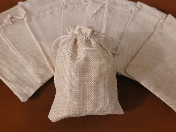 5 Natural burlap, natural hessian jewellery bag for gifts, party favours, the natural effect bag, jewellery pouches you can be creative with
