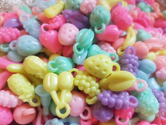 Acrylic mixed pastel colours fruit charms acrylic beads for craft, DIY projects & jewellery making. Pack of 50. Quick dispatch from the UK.