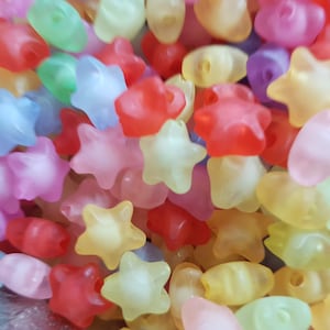 11 mm mixed colour stars acrylic beads for fun children&#39;s projects, DIY craft projects, fun jewellery making for kids, frame decorating.
