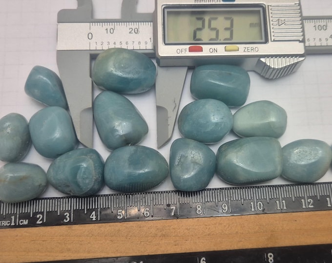 Amazonite job lot. Nugget beads range from 19 to 25mm. Clearance price