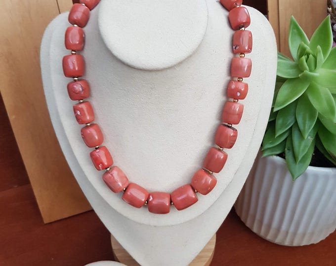 Dyed Coral Necklace & earrings. Nigerian coral designs. Wedding jewelry.