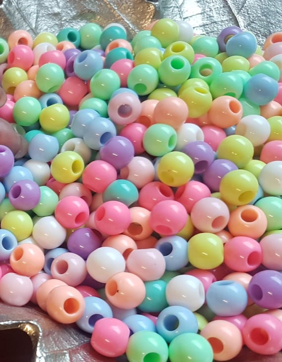 10mm mixed fun pastel colours round acrylic beads for craft, DIY, kids projects & jewelry making. Pack of 20/50/100. Quick UK dispatch.