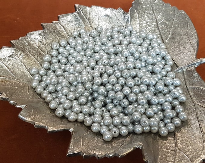 8mm Pearlized Acrylic Beads: High Lustre, 50 Beads