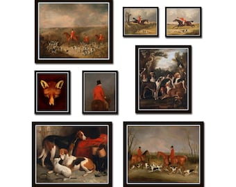 Puede incluir: Una colección de nueve estampados enmarcados que representan escenas de caza de zorros. Los estampados muestran jinetes a caballo, perros y un zorro. Los estampados son de varios estilos, desde realistas hasta estilizados.