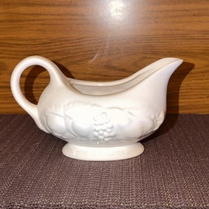 Vintage Sauciere