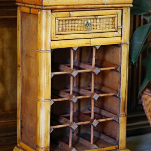 Vintage Tortoise Bamboo Wine Cabinet Holds 12 Bottles Bild 5