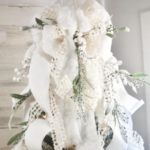 Large Christmas Tree Topper, Faux Fur, White Tree Topper, Bow Tree Topper, Winter Wonderland,xl Tree Topper for9 foot tree,Natural,Luxurious