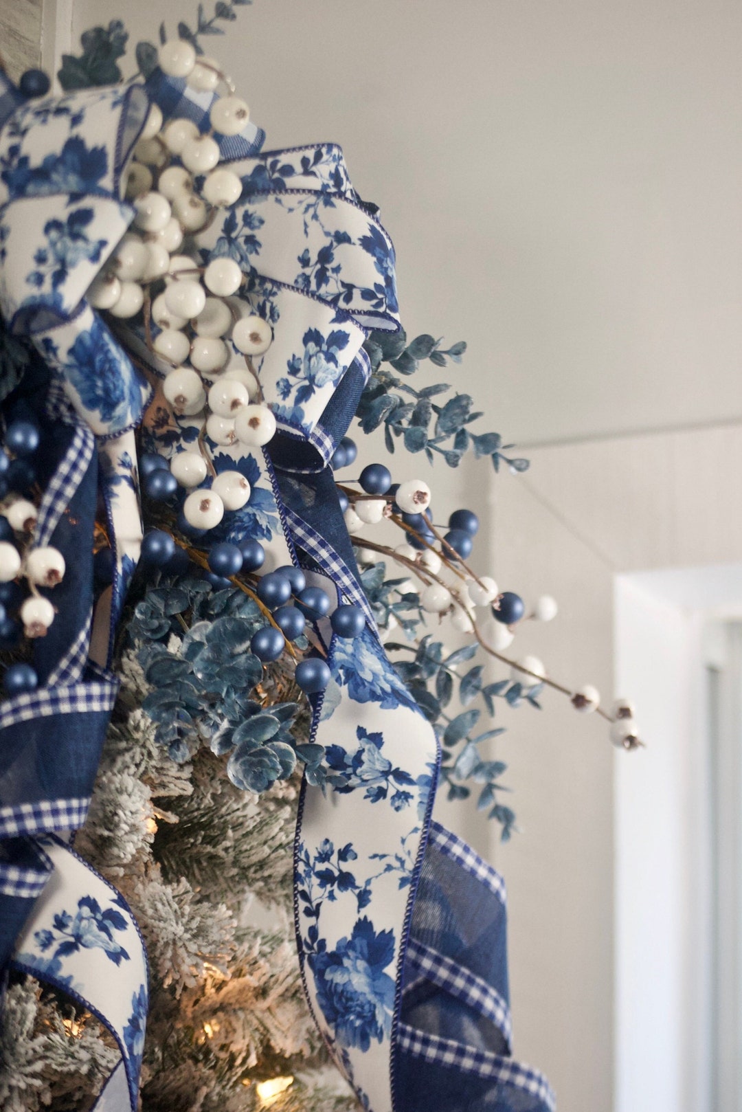 Chinese Tree Topper Chinoiserie Luxury Christmas Tree Topper,blue Willow, Designer,blue and ...