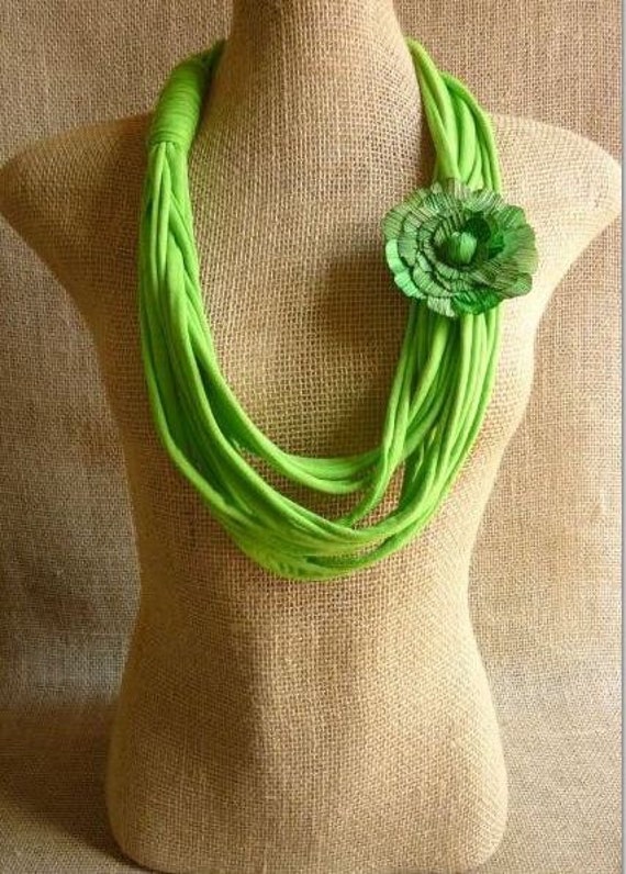 Items similar to Fabric necklace with a straw flower on Etsy