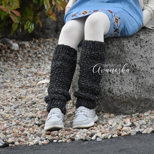 Chunky Knitted Women&#39;s Girls Ballet Dancer Yoga Woolen Leg Warmers | THE VOYAGEURS