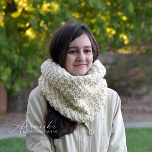 Hand Knit Chunky Scarf