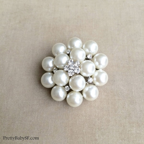 Wedding Pearl Brooch Silver - Art Deco flower broach, Bridal jewelry, vintage inspired brooch, jewelry pin, crystal rhinestone ROUND MED