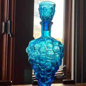 Empoli Blue Grape Design Decanter with Shot Glass Stopper 10 Inches Tall