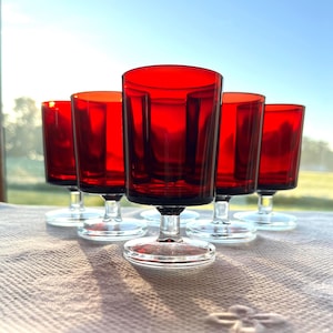Luminarc France Ruby Red Wine Glasses 4 Inch Lot of 6 Glasses