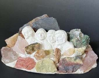 South Dakota Black Hills Mount Rushmore Mineral Rock Souvenir Very Clean