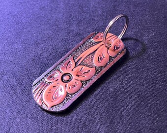 Porte-clés en cuir estampé