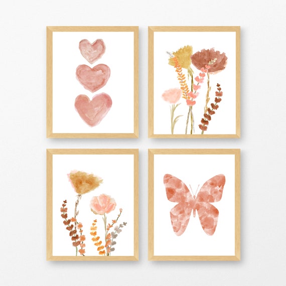 Girls Natural Bedroom Decor; Flowers with Desert Butterfly and Hearts