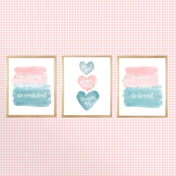 Teal and Blush Wall Decor for Tween Bedroom