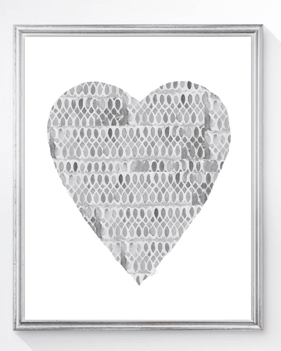 Lacy Gray Heart Print