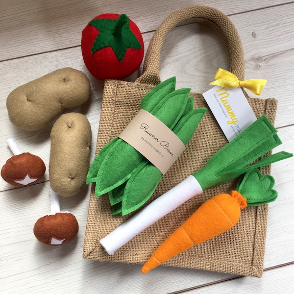 Pretend Play Felt Food Vegetable Collection with Mini Jute Shopping Bag