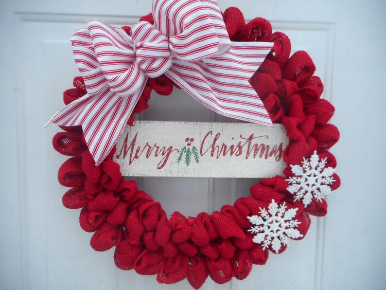 Christmas burlap wreath Farmhouse Christmas wreath Merry Christmas wreath Rustic Christmas wreath Christmas front door Red Holiday wreathRTS
