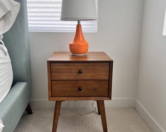 Modern Nightstand: Acacia Wood Veneer, Rubberwood Legs, 2 Drawers