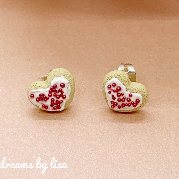 Heart Cookie Earrings with Sprinkles, Cute Valentine’s Day studs, Polymer Clay, 10mm, Light Weight, Food jewelry, Statement Earrings, FIMO