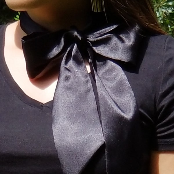 Foulard skinny- Super Long- Foulard en satin noir uni- Léger- Enveloppement de tête- Bandeau- Cravate- Parfait pour votre mode printemps et été !