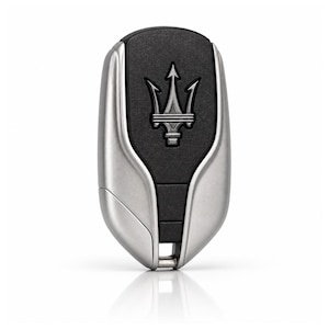 Brelok Maserati Replika, Obudowa Kluczyka z Ostrzem, Prezent dla Miłośnika Motoryzacji, Samochody Sportowe, Kolekcjoner, Prezent dla Niego