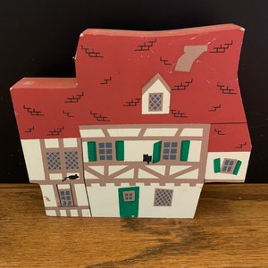 Crooked House