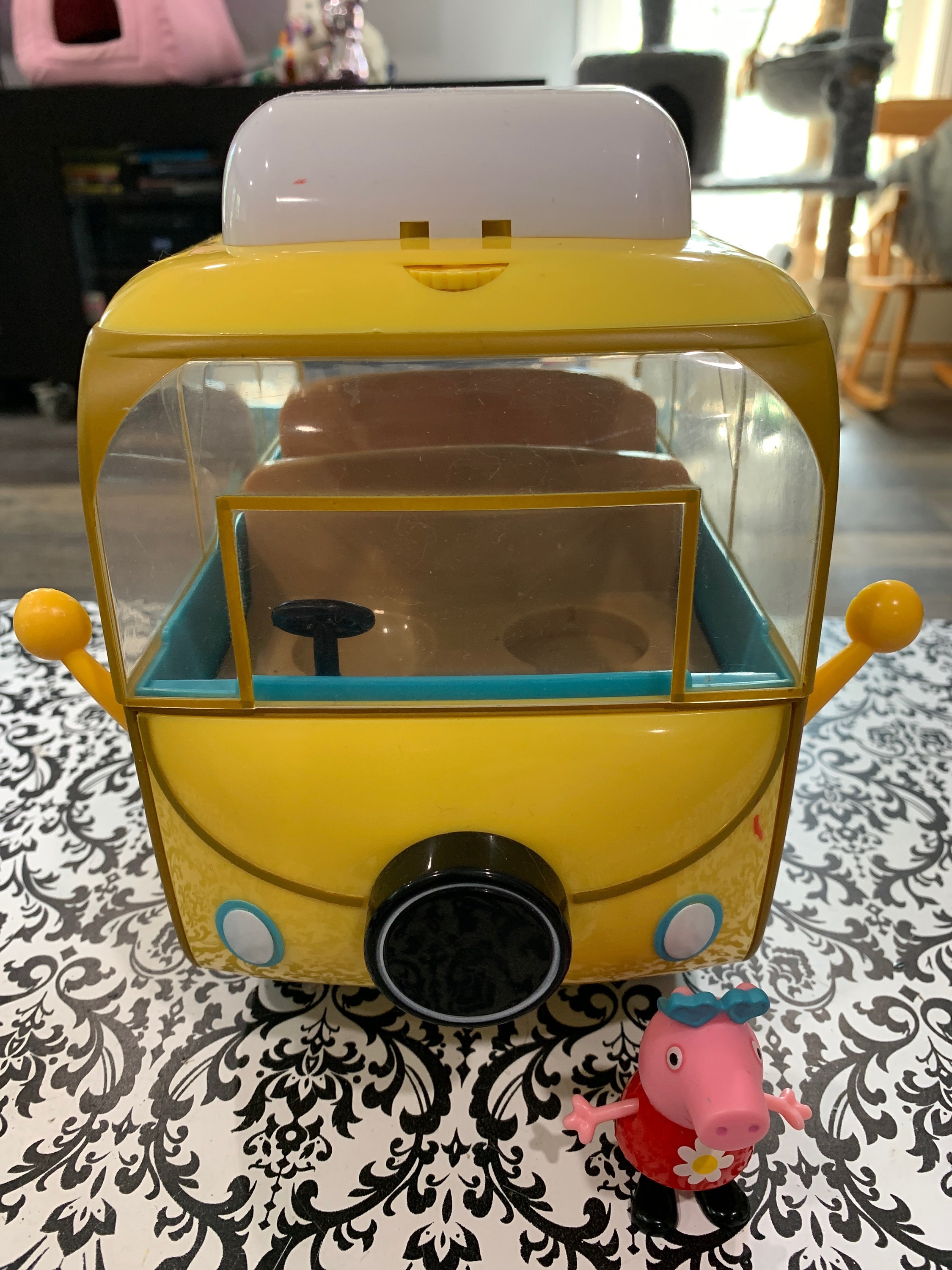 Peppa pig yellow camper van sale