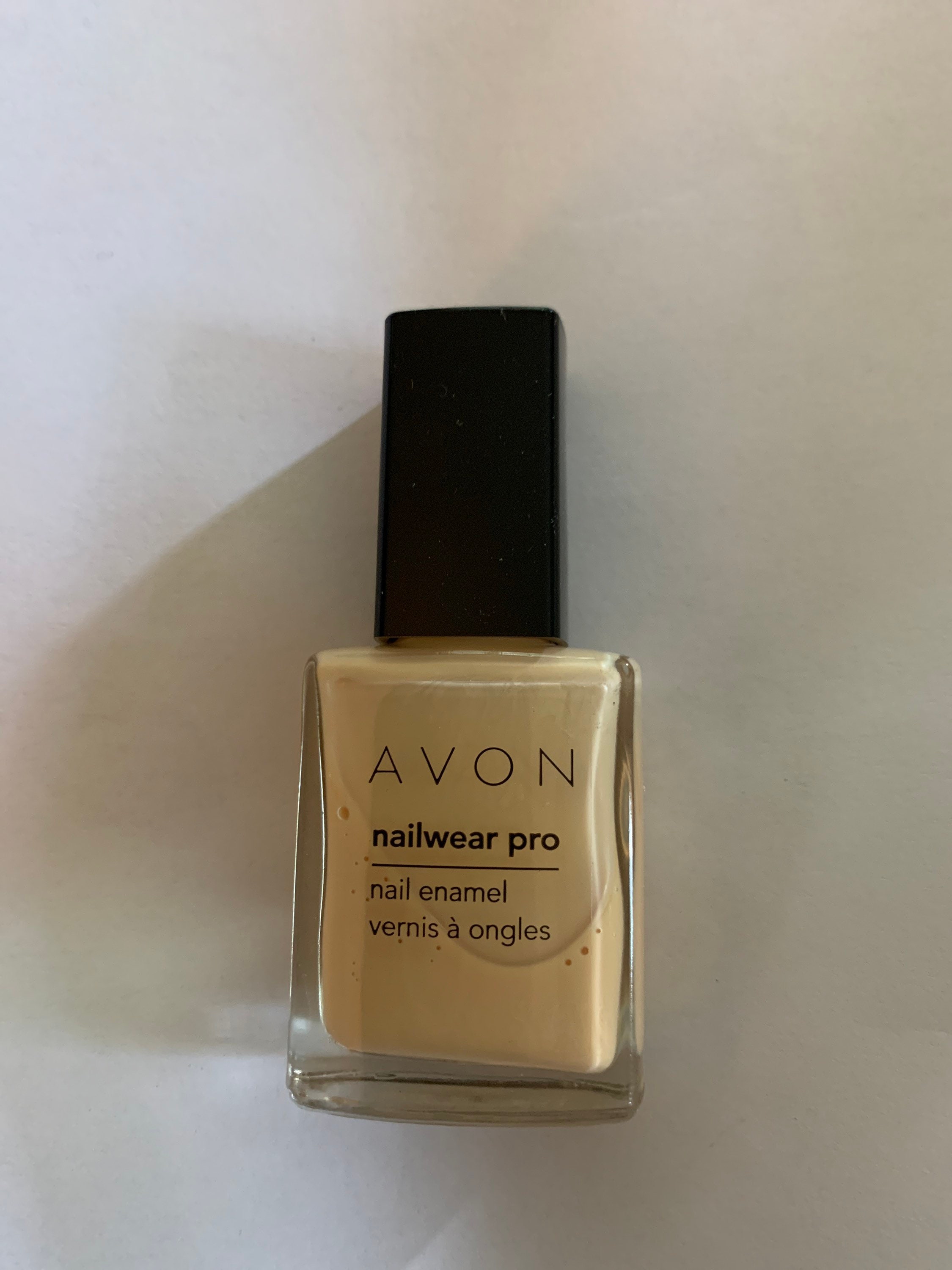 Review: Avon Mark Gel Shine Nail Enamel - Chrome and Holographic -  Adjusting Beauty